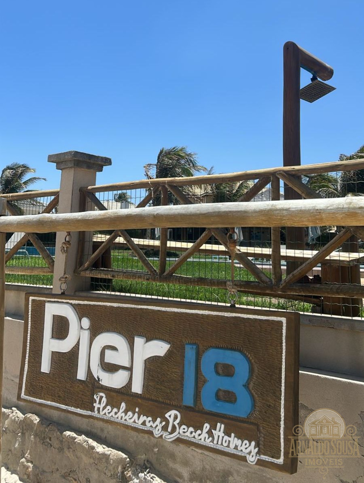 Duplex de alto luxo em flecheiras - condomínio pier 18