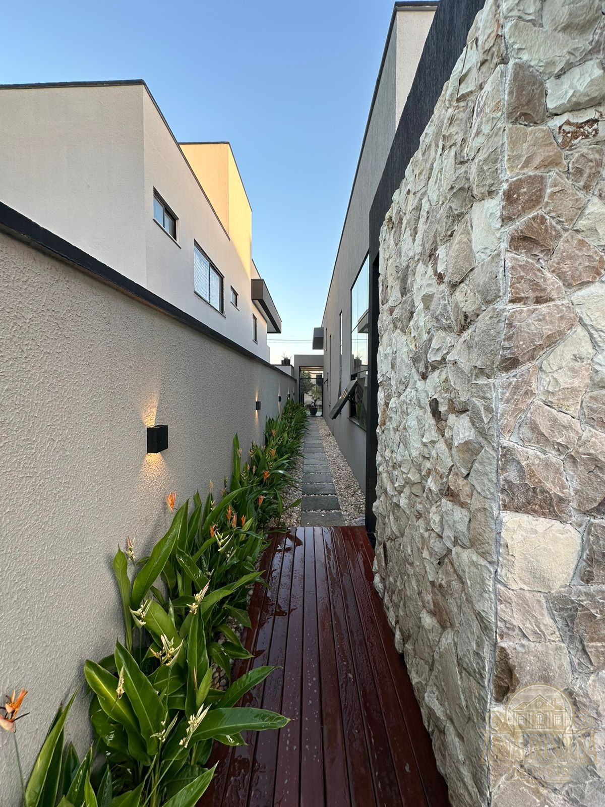 Casa plana no terras 1